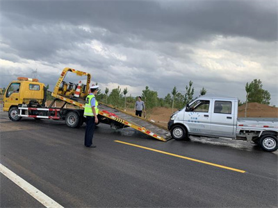 平邑本地道路拖车救援电话是多少?靠谱救援平台怎么选?